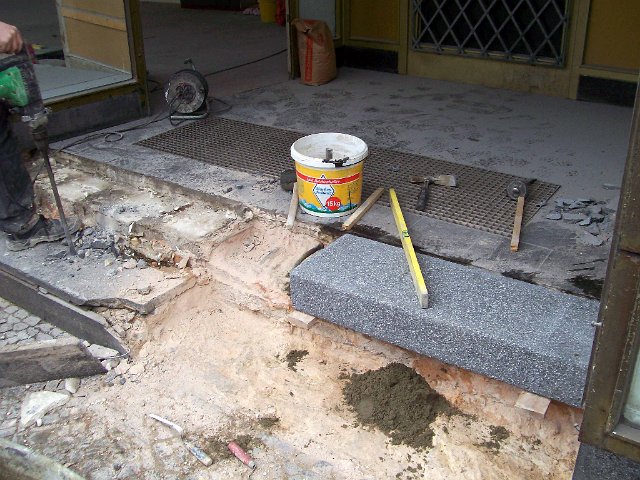 NH016Hauseingangstreppe