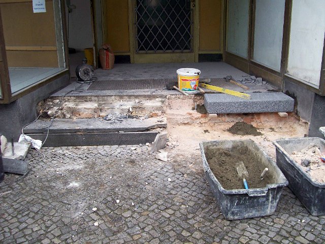 NH017Hauseingangstreppe